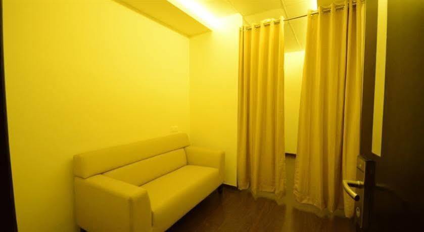 Green View Clarks Inn, Shimoga Exterior foto
